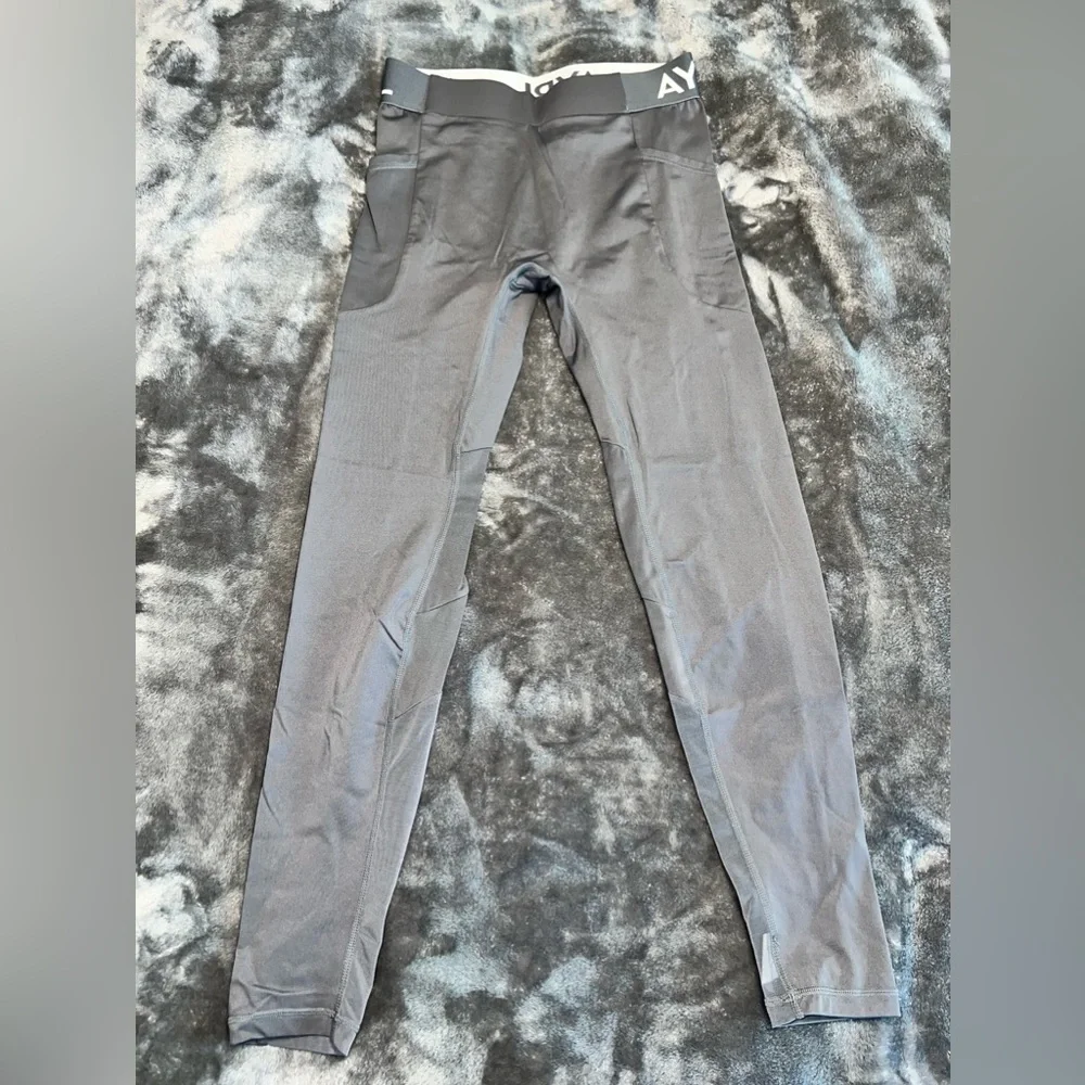 AYBL Leggings - Picture 2 of 4